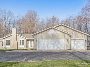 4640 6th St, Caledonia, MI 49316