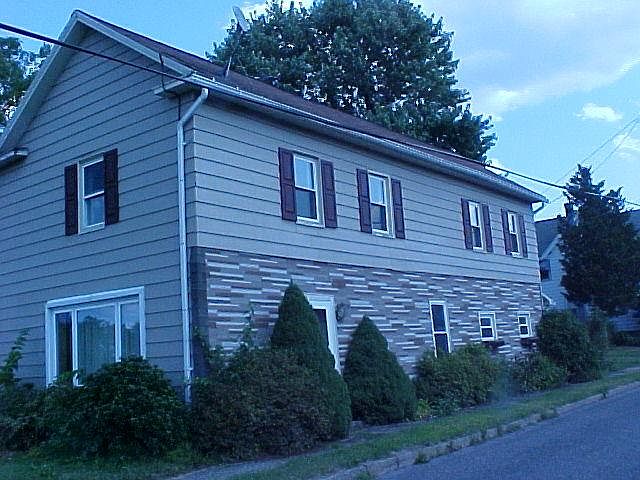 1st image of 227 Church St S