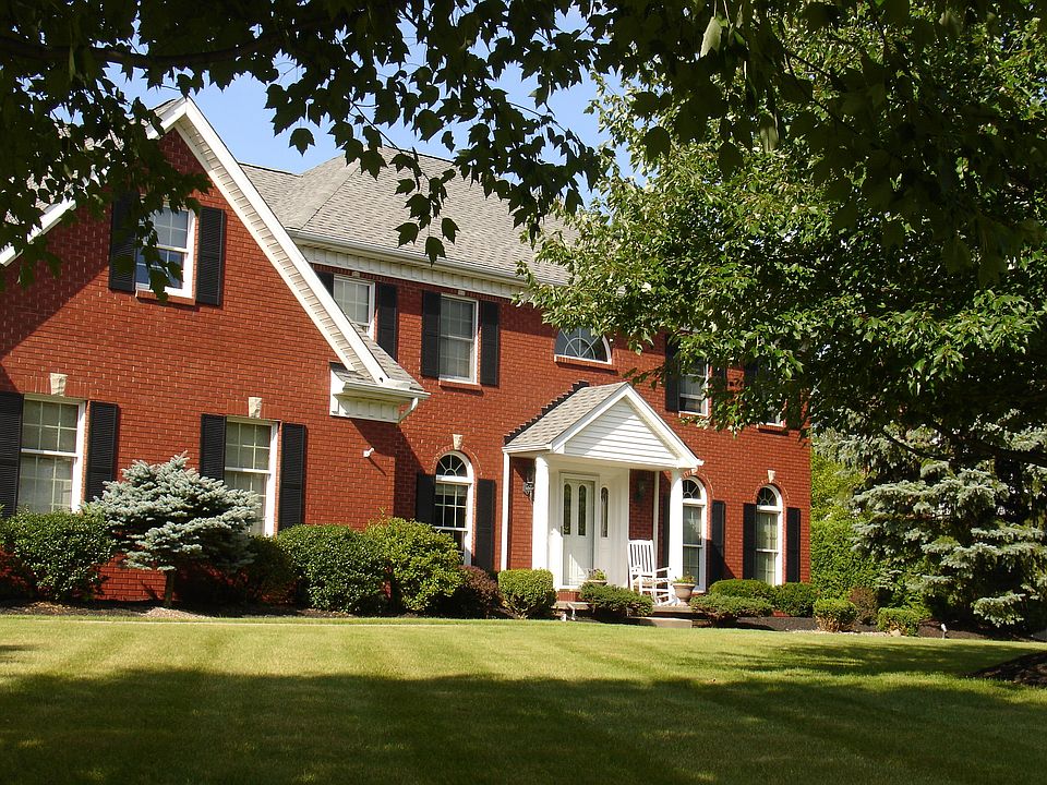1st image of 8440 Lakemont Dr