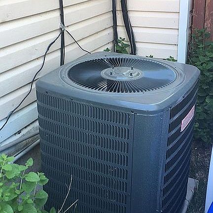 5th image of 641 N 1300 W