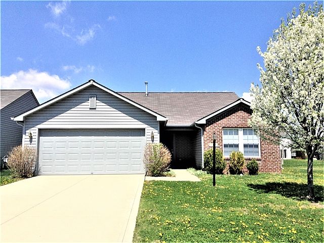 1st image of 5471 Wood Hollow Dr
