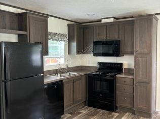 5 Breckenridge Dr, Selkirk, NY 12158