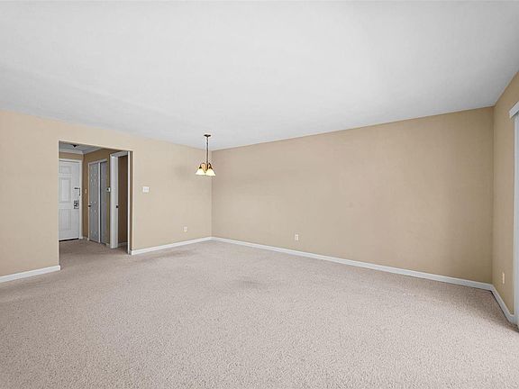 4th image of 1030 N Harrison Ave APT 204