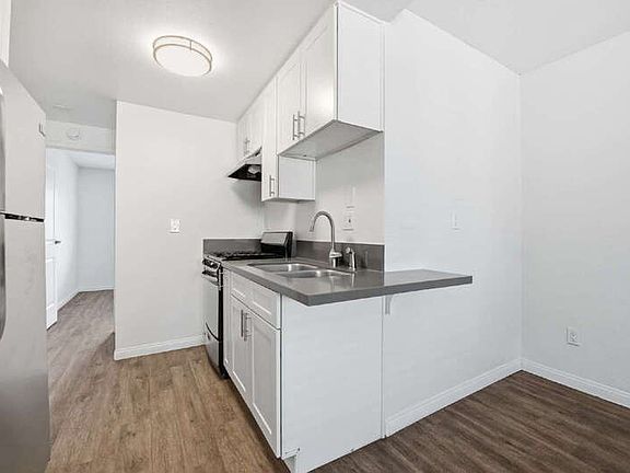 5th image of 4674 Bancroft St APT 3