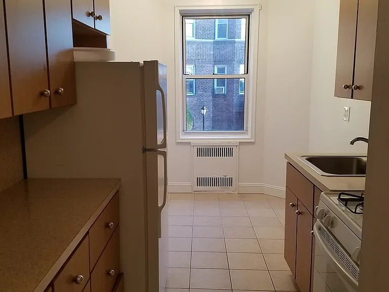 1 74th St #1L — Photo 6