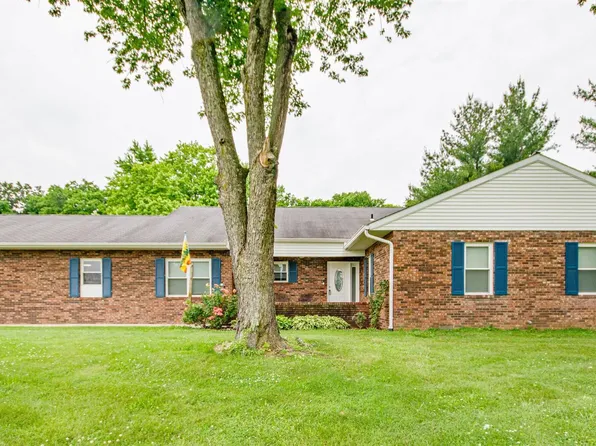 3419 Hotze Rd, Salem, IL 62881