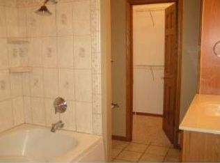 1706 Juniper Ct, Saint Joseph, IL
