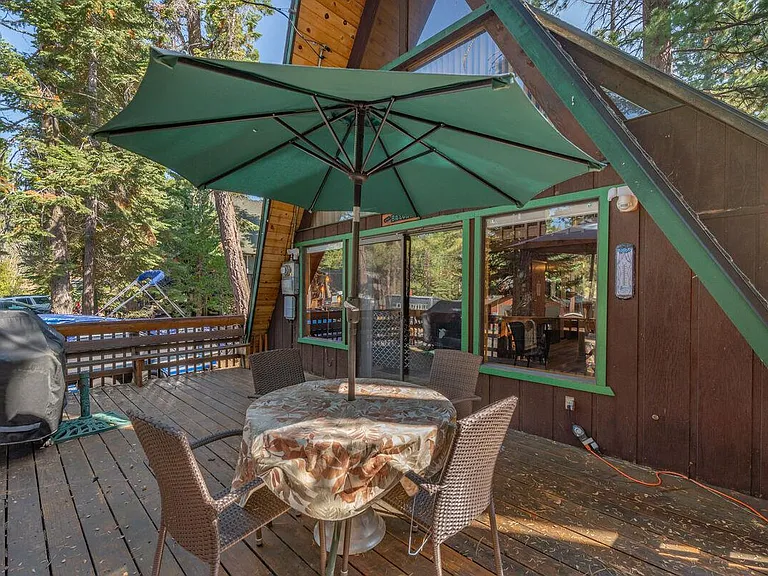 5658 Rhodesia Rd — Photo 15