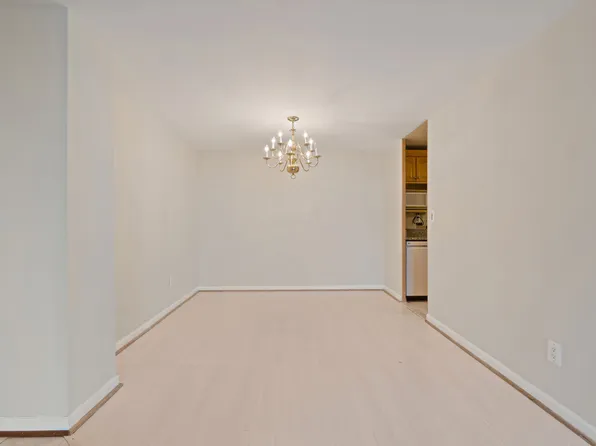 4600 Duke St, Alexandria, VA