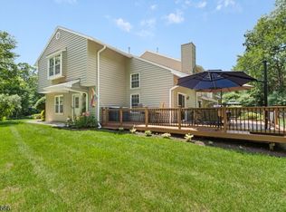 44 Peregrine Pt, Newton, NJ 07860