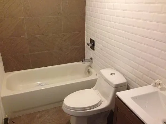 Rented by Premier Metro Realty Corp | media 37