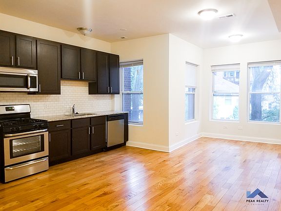 2nd image of 5432 S Woodlawn Ave #5442-2