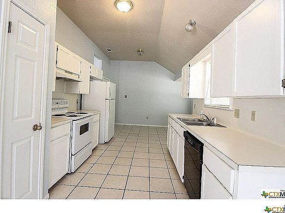 3rd image of 1512 Virginia Ave