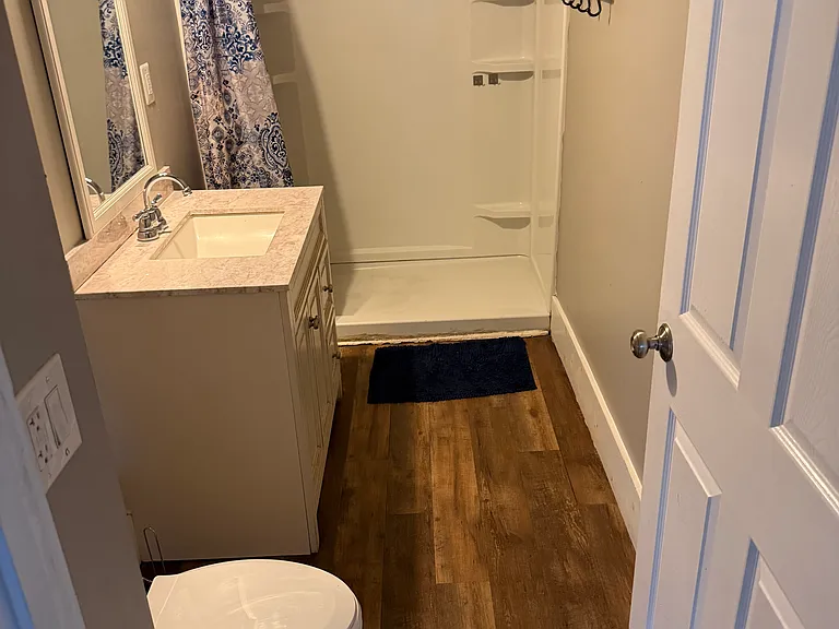 84 Florence St #3 — Photo 5