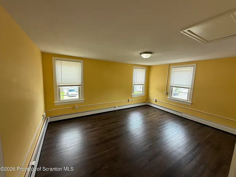 814 North St — Photo 10