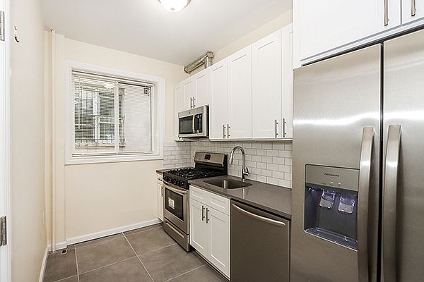 1st image of 78-10 32nd Ave Floor 1