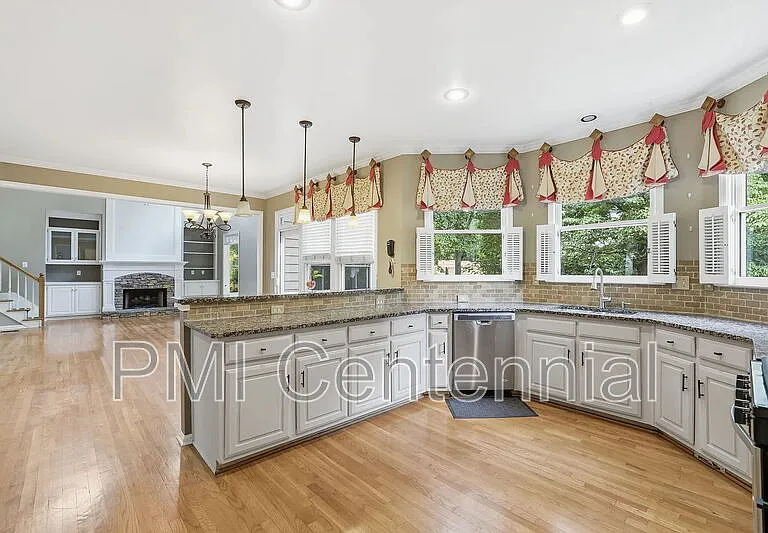120 Creekside Park Dr — Photo 14