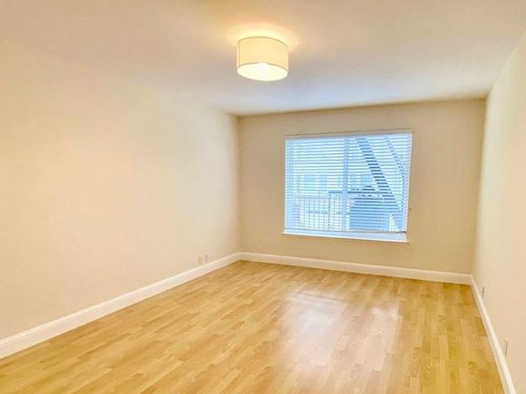 5th image of 430 2nd Ave APT 2