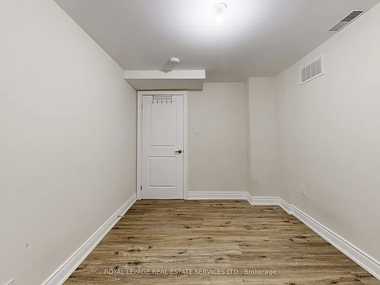 3359 Post Rd #BASEMENT — Photo 21