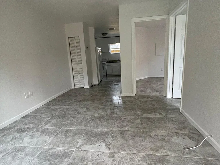 230 NW 64th St #3 — Photo 21