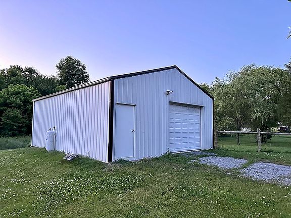 5th image of 34207 Lee Hwy