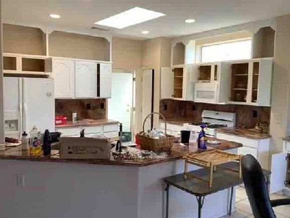 3rd image of 21844 N Montego Dr