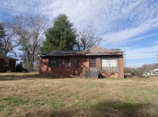 220 Pioneer Pl, Spartanburg, SC 29301