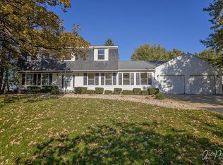 3830 Lincolnshire Dr, McHenry, IL 60051