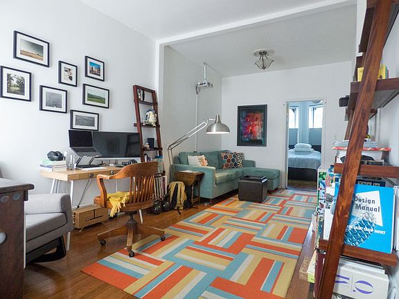 3rd image of 444 15th St APT 4R