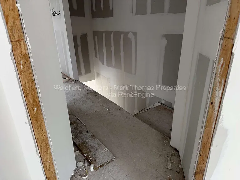 1203 Fern St — Photo 27
