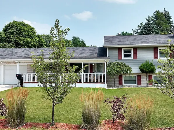 112 N Brown St, Mount Pleasant, MI 48858