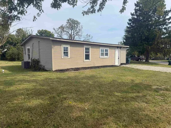 616 E Pine St, Muncie, IN 47303