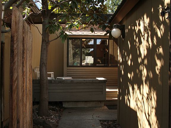 2nd image of 2467 Marine Ct
