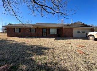 20143 Highway 33, Hammon, OK 73650