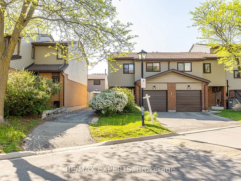 31 Carleton Pl — Photo 1
