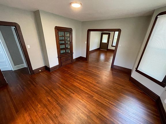 4th image of 1118 Boyd Ave Floor 1