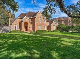 5224 Braeburn Dr, Bellaire, TX 77401