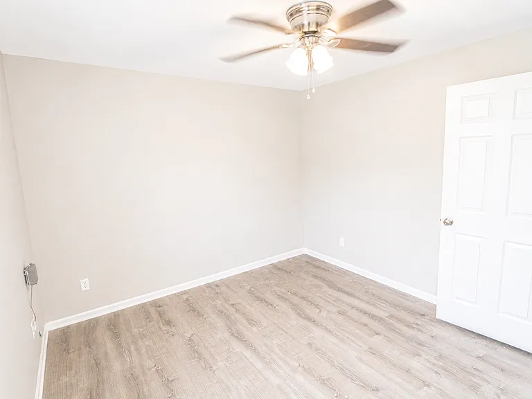 1306 Godas Dr — Photo 20