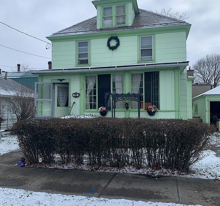 2nd image of 252 Glenwood Ave