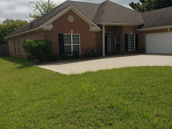 2765 Edinburgh Dr, Montgomery, AL 36116