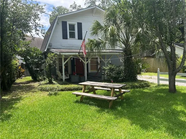1753 New Hamilton St, Mobile, AL 36604