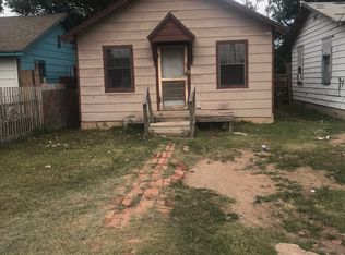 1204 El Paso St, Plainview, TX 79072