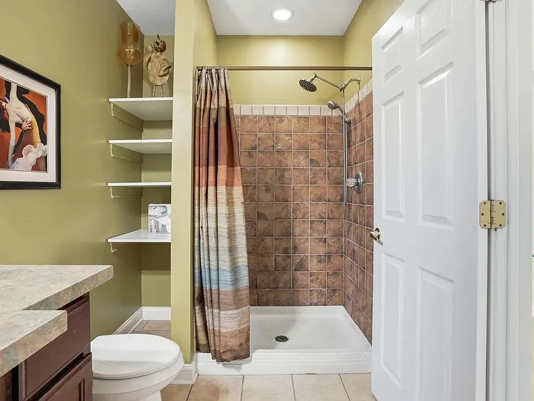 10629 Erie Dr — Photo 27