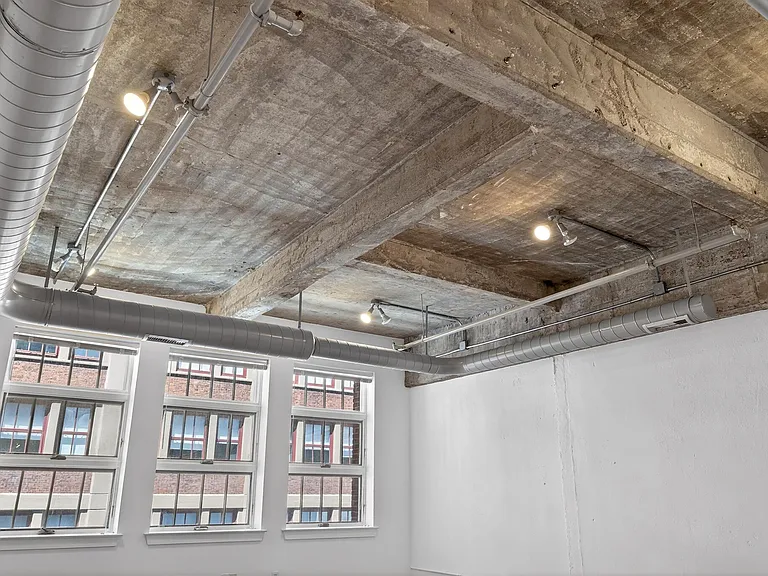 140 Bay St #5E — Photo 13