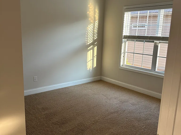 712 Arnica Dr — Photo 8