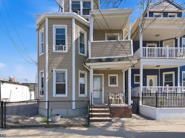 459 E 18Th St, Paterson City, NJ 07514