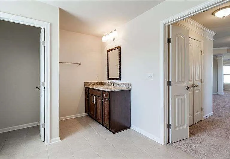 4215 Miramount Overlook — Photo 31