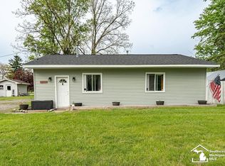 14374 Oakville Waltz Rd, Willis, MI 48191