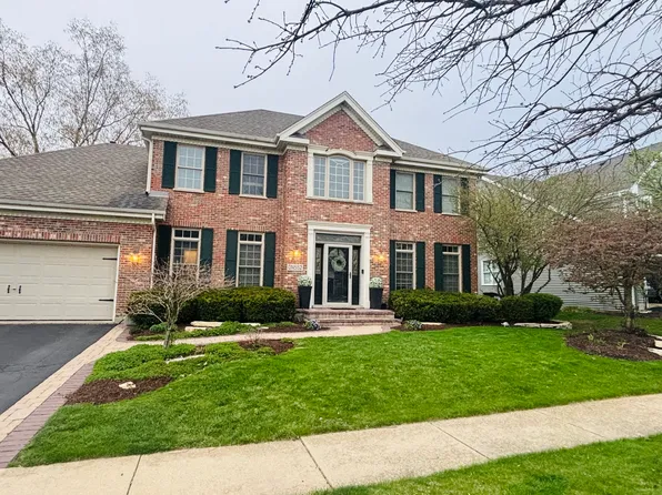 N552 W Weaver Cir, Geneva, IL 60134