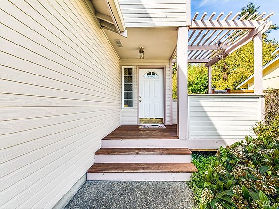 4th image of 4423 S 73rd Street Ct